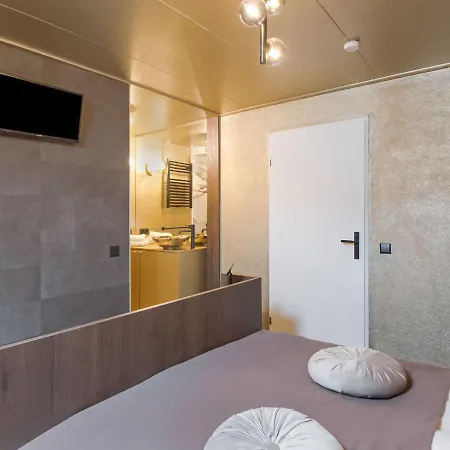 Vakantiehuis Premium In With Sauna *
